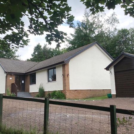 On Route 74 Cycle Route - Glencaple Manse, Crawford公寓 外观 照片